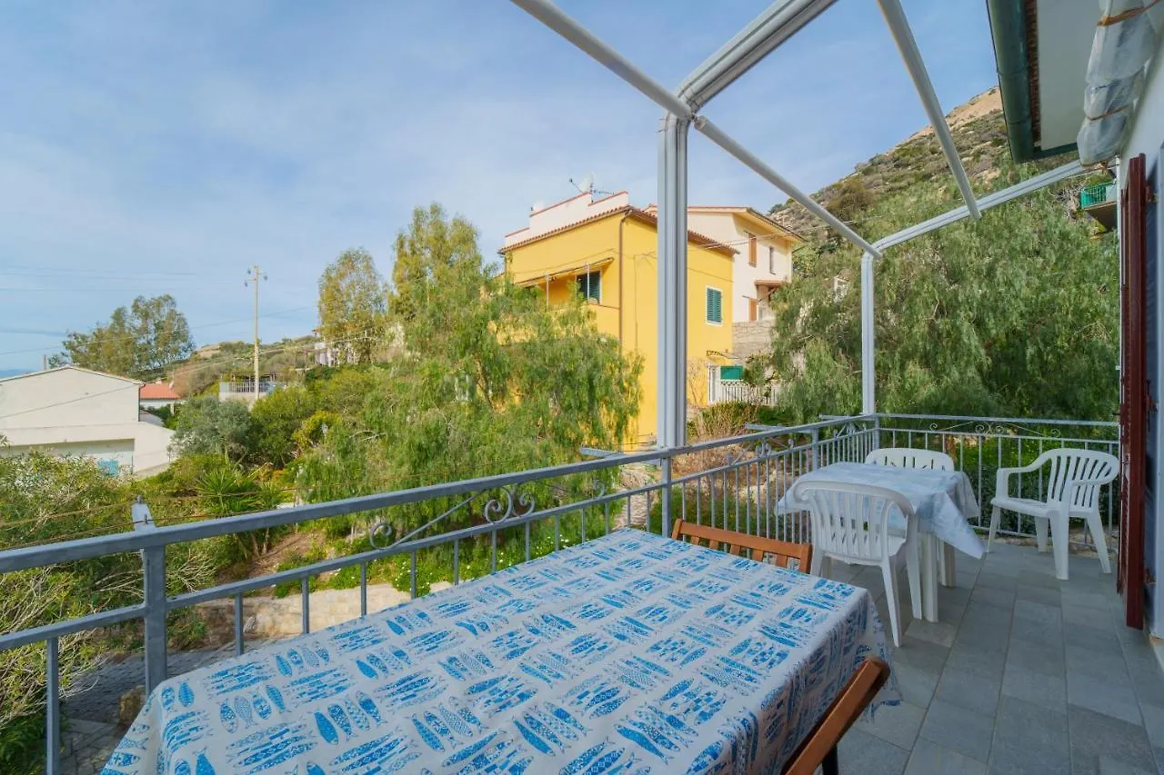 Casa Fiorella A Pomonte -Goelba