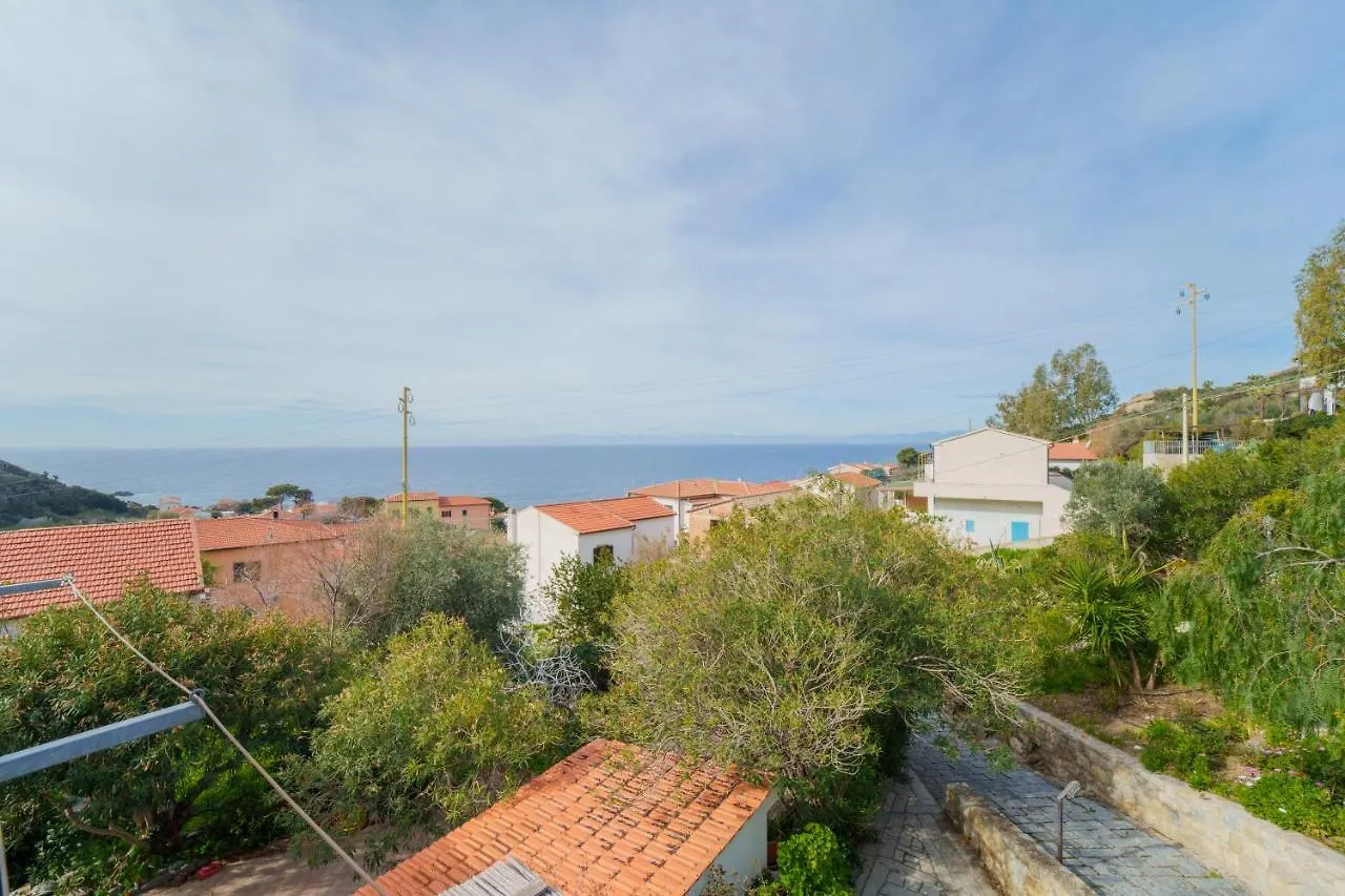 Casa Fiorella A Pomonte -Goelba