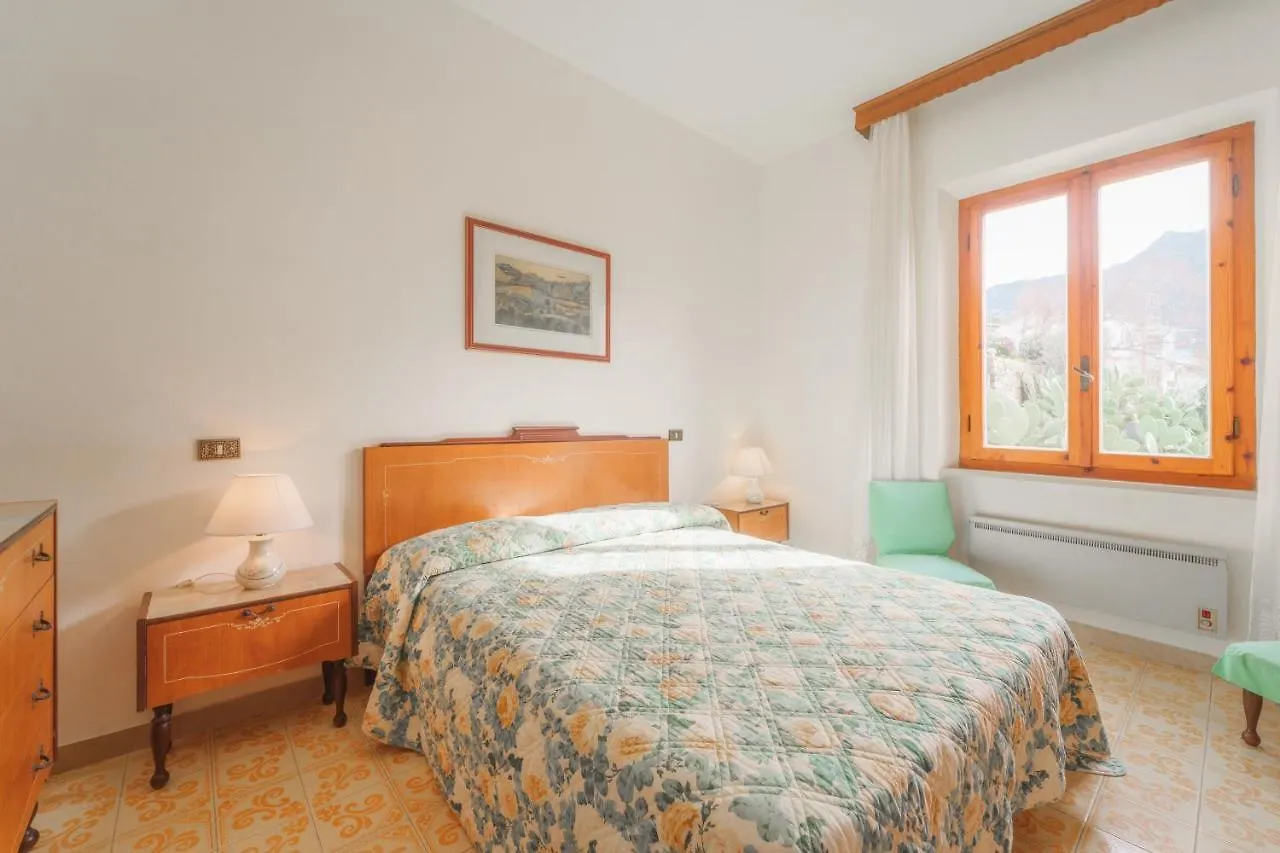 Casa Fiorella A Pomonte -Goelba Apartment Italy